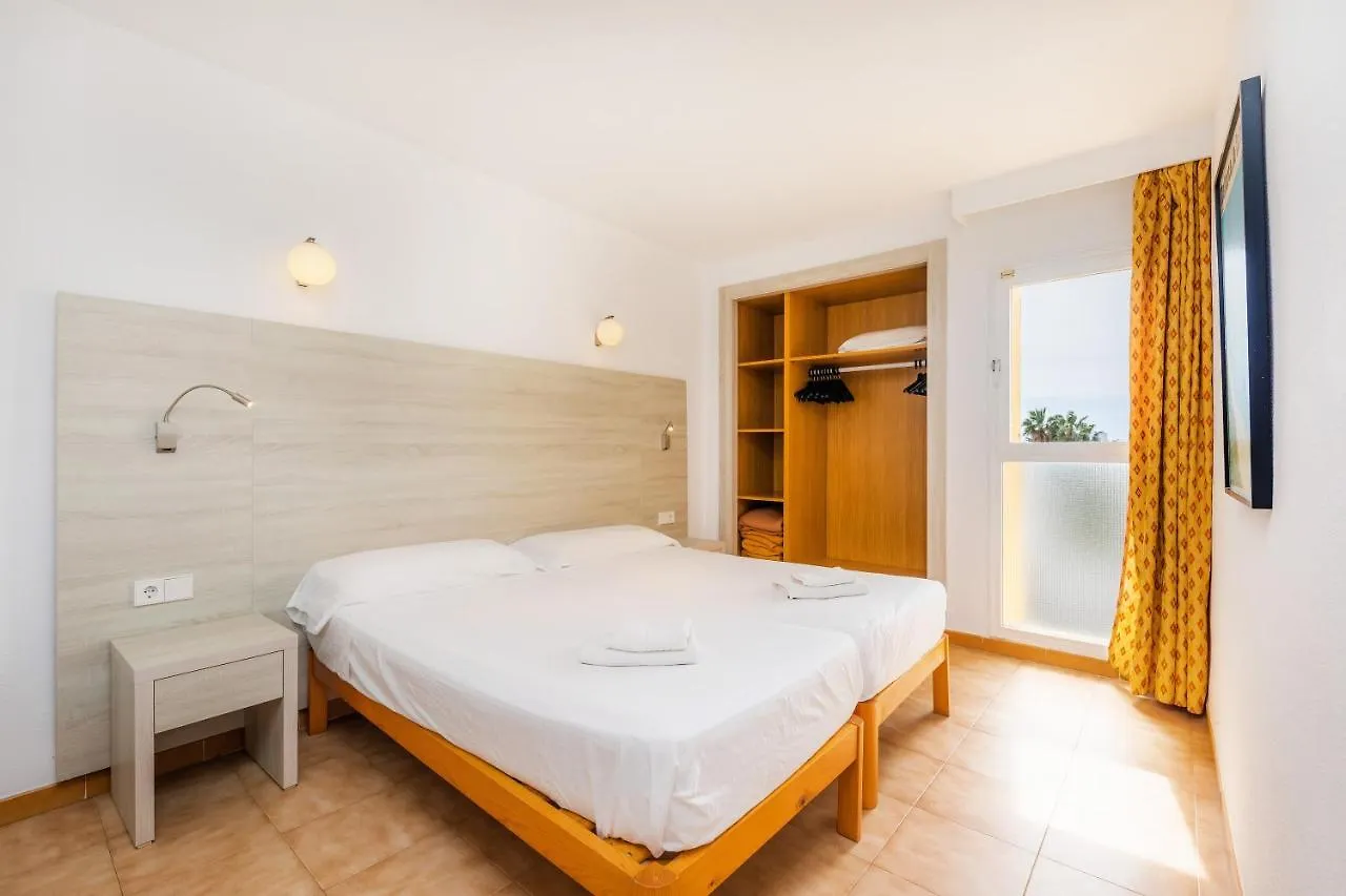 בית נופש קאלה מילור Apto Con Terraza 102